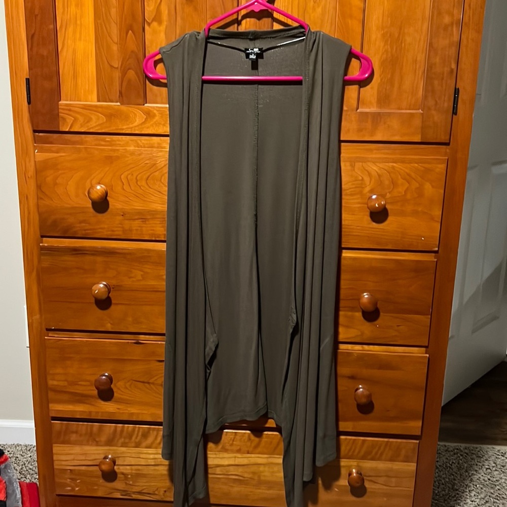 Green sleeveless cardigan